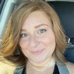 Meet your Posher, Briana